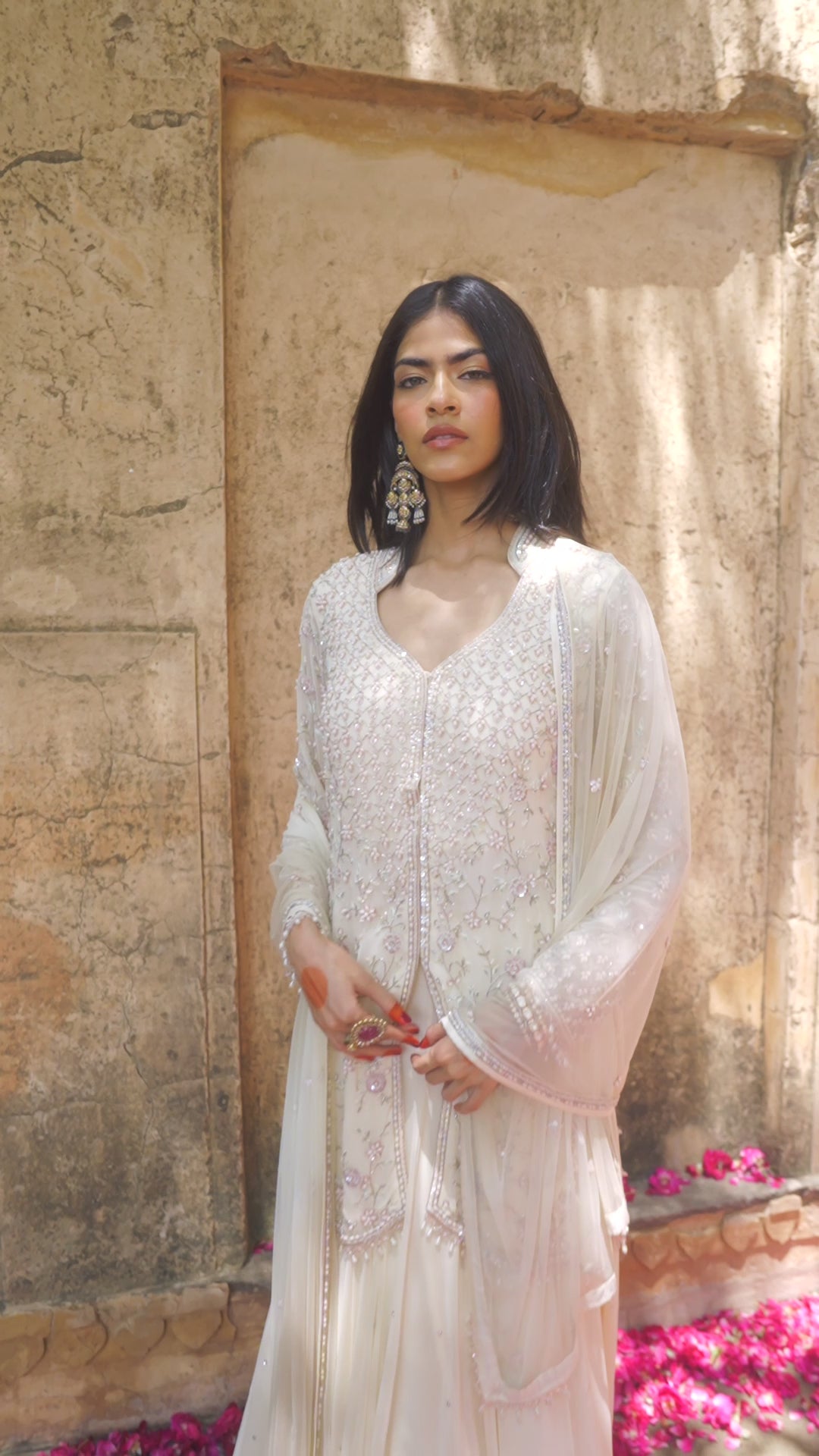 IVORY EMBELLISHED SHORT KURTA SET